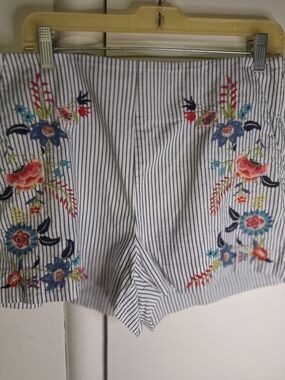 LOFT Striped High-Waist Shorts with Multicolor Floral Embroidery Size 8